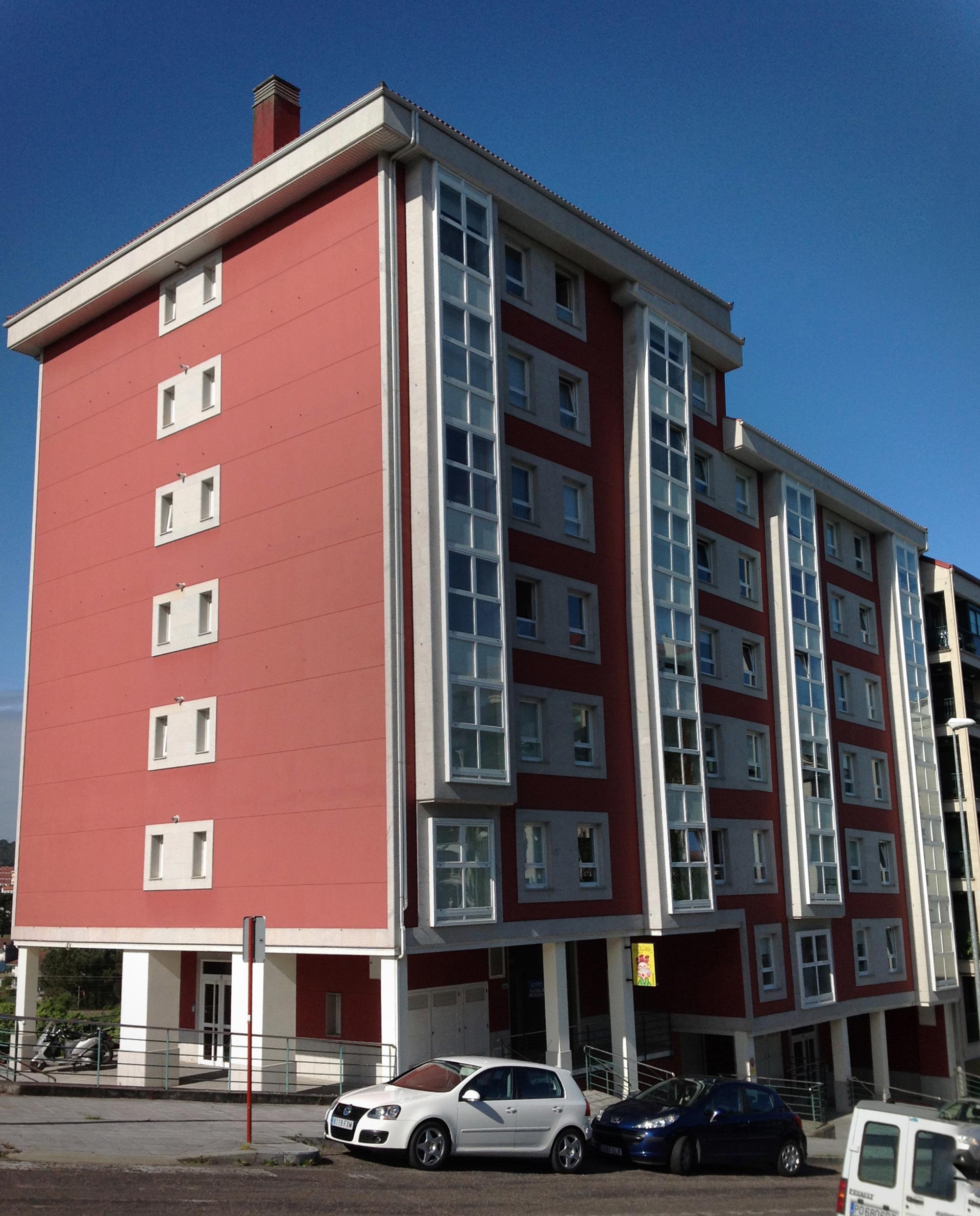 Edificio viviendas en Barrocanes